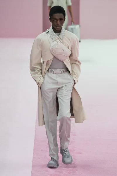 Look 33
